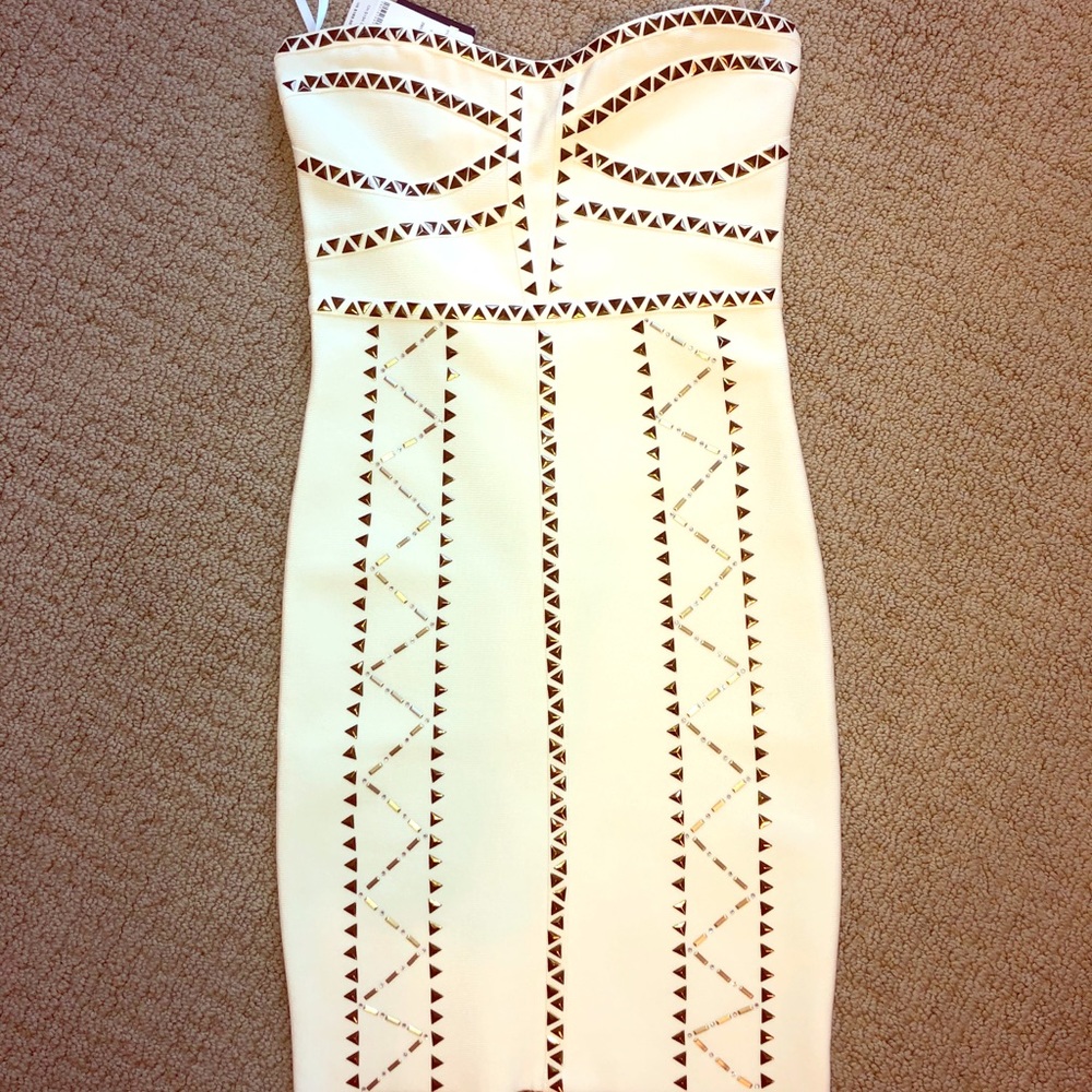Bebe dress